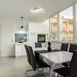 House Niko *