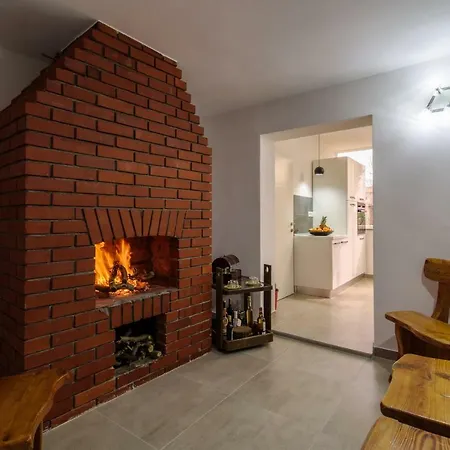 Apartament House Niko Kaštela