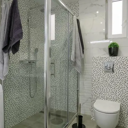 Apartament House Niko *