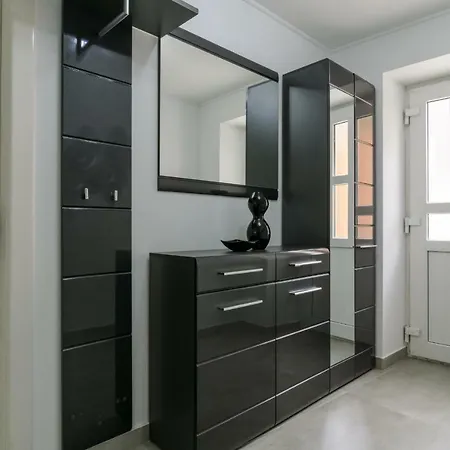 Apartment House Niko *