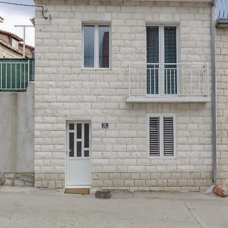 House Niko Apartment Kastela